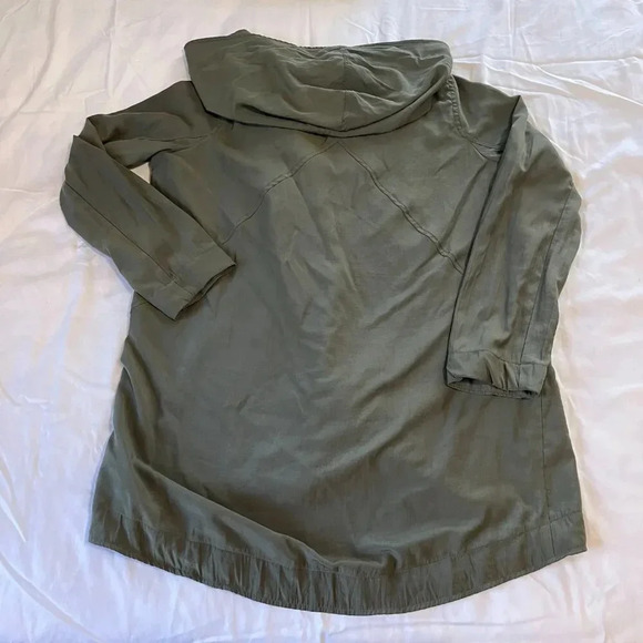 Express | Women's Army Green Lightweight Hooded Longsleeve Jacket | Size Small - Picture 6 of 6